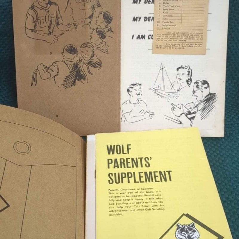 Vintage Boy Scout Wolf Hanbook Set