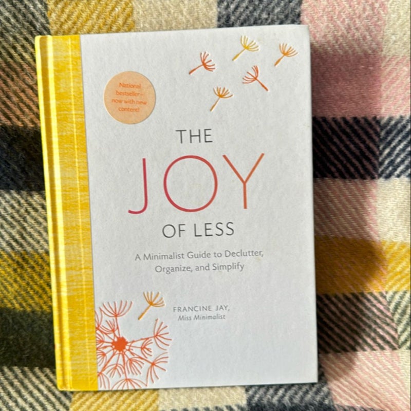 The Joy of Less: a Minimalist Guide to Declutter, Organize, and Simplify - Updated and Revised (Minimalism Books, Home Organization Books, Decluttering Books House Cleaning Books)