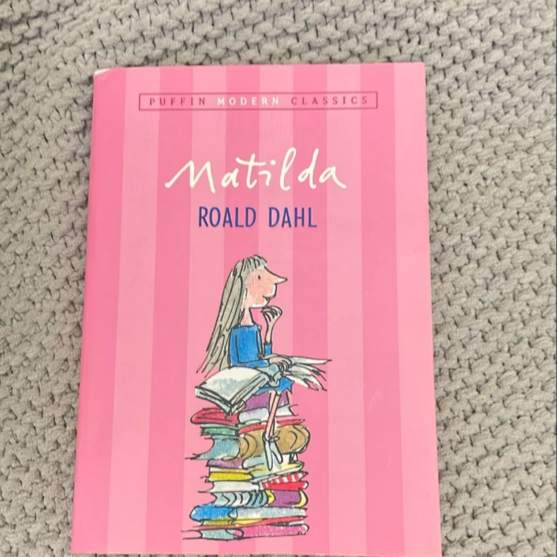 Matilda (Puffin Modern Classics)