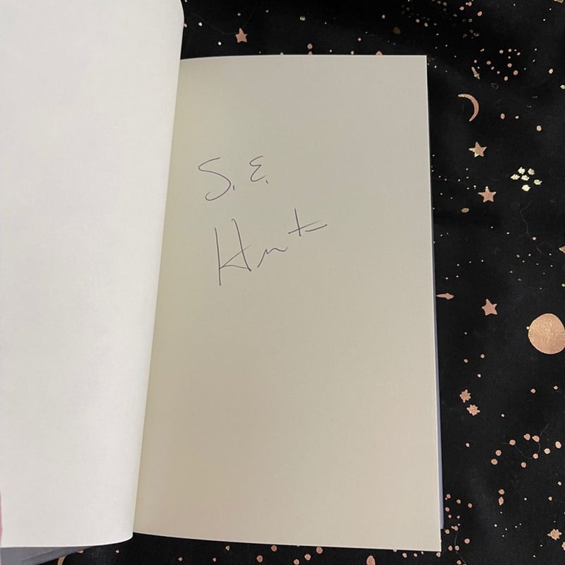 SE HINTON  signed THE OUTSIDERS Book 1st Printing Signed Edition Barnes & Noble