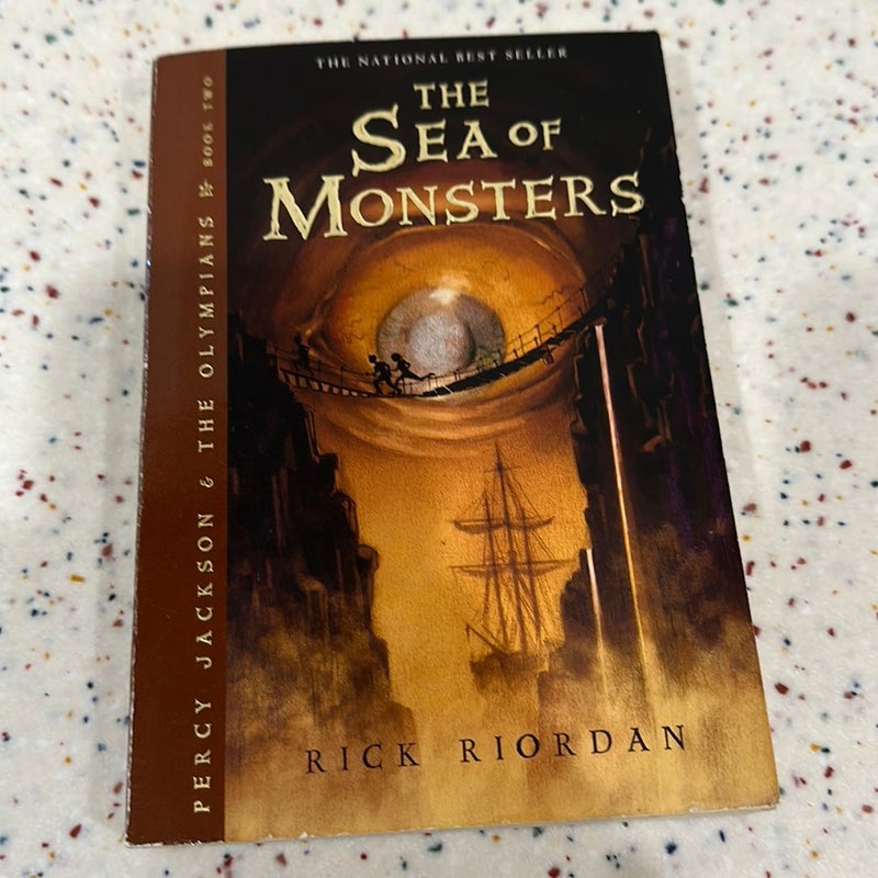 Percy Jackson and the Olympians, Book Two the Sea of Monsters (Percy Jackson and the Olympians, Book Two)