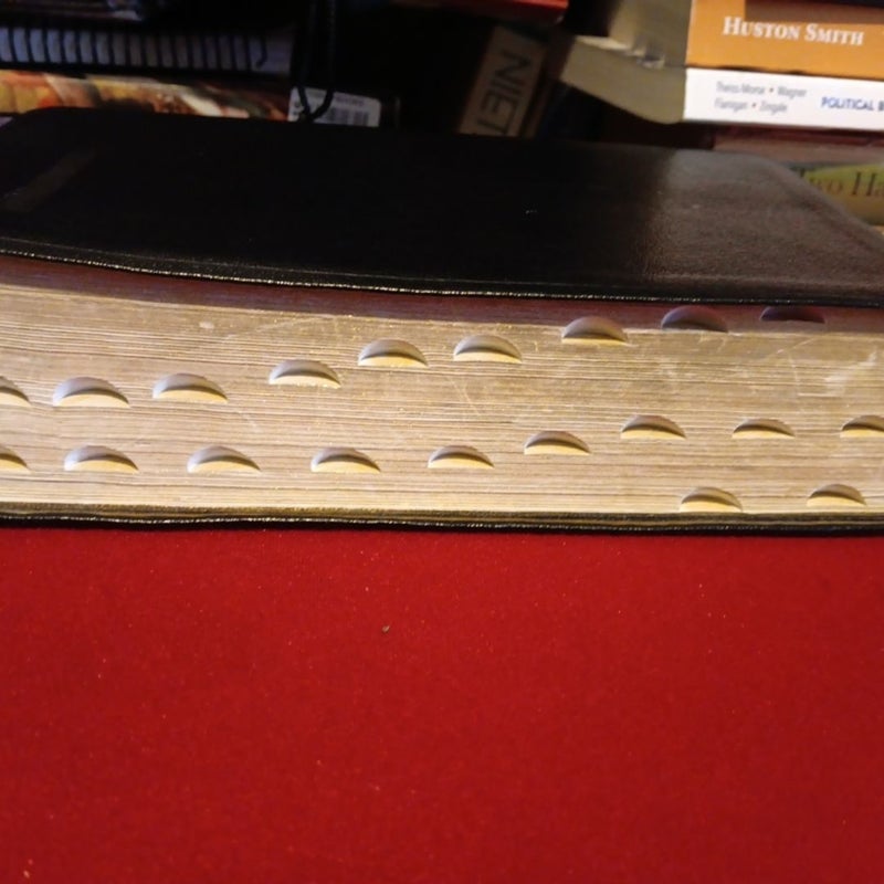 Life Application Study Bible grain Leather cover NIV 