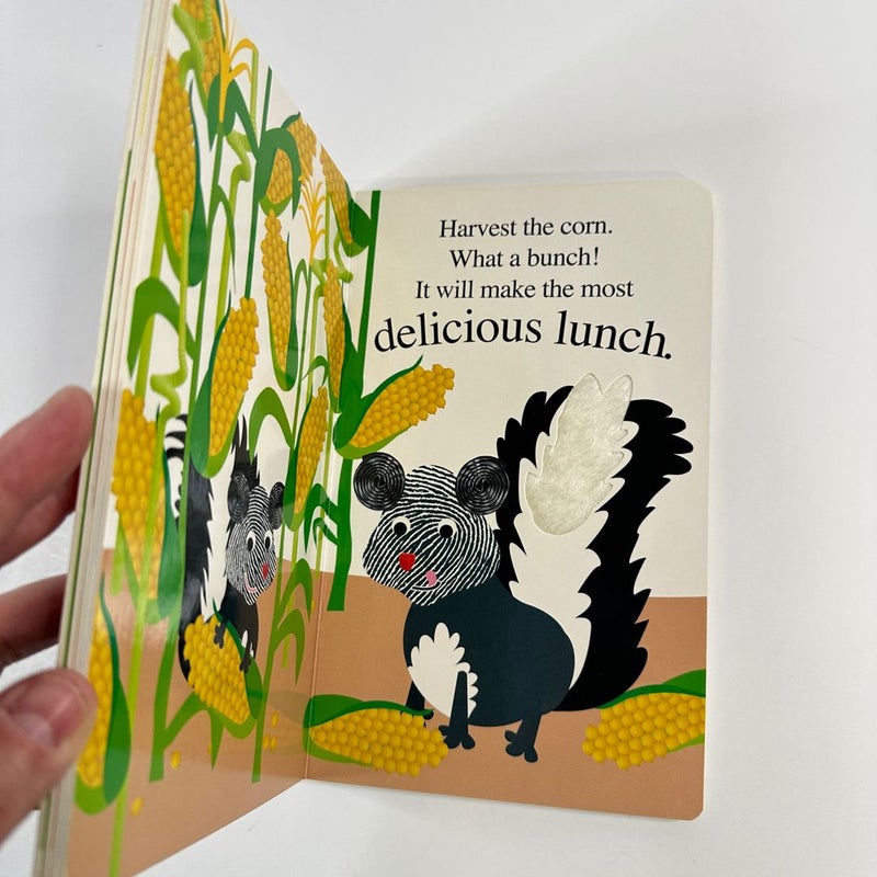 Priddy Books Alphaprints Gobble, Gobble Touch and Feel Book (Board Book)