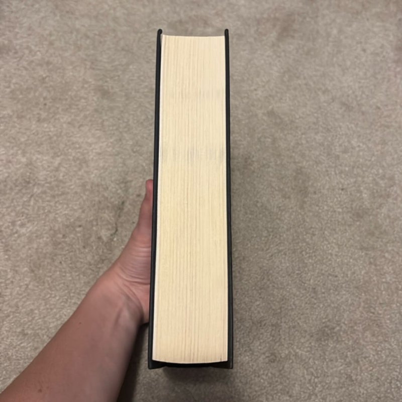 Target Exclusive A Court of Mist and Fury (ACOMAF)