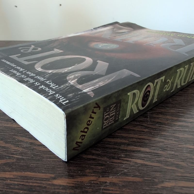 Rot and Ruin by Jonathan Maberry, Paperback | Pangobooks