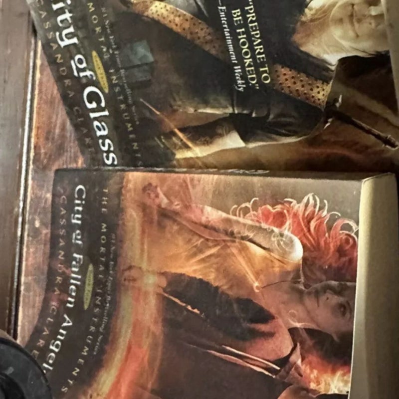 The Mortal Instruments: Books 1-4 Paperback Set Cassandra Clare