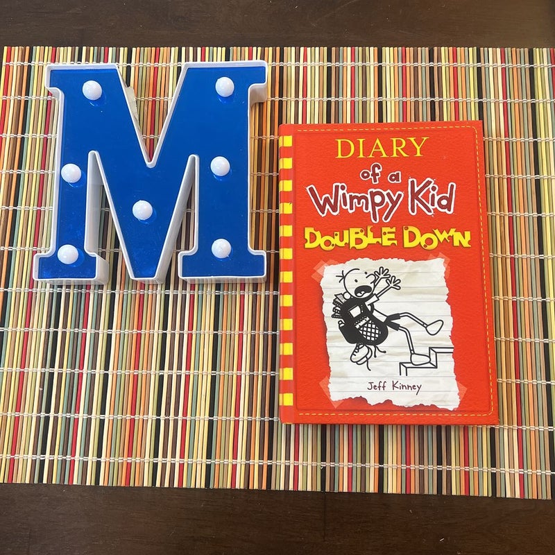 Double Down (Diary of a Wimpy Kid, Book 11)