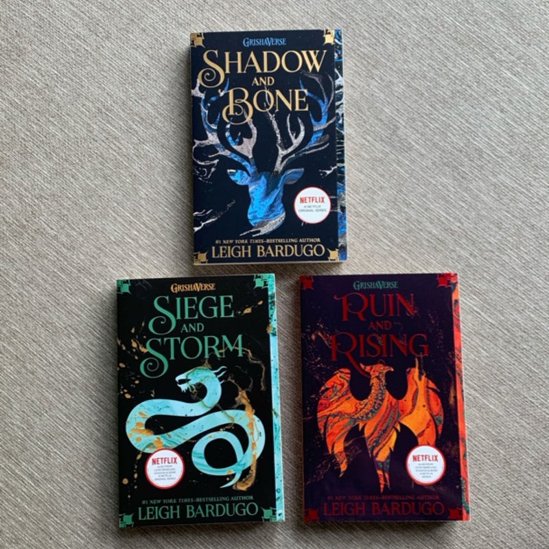 The Shadow and Bone Trilogy Boxed Set