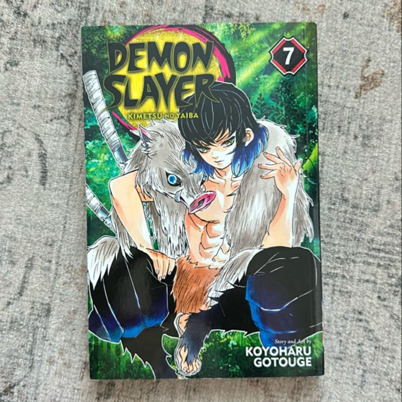 Demon Slayer: Kimetsu No Yaiba, Vol. 7