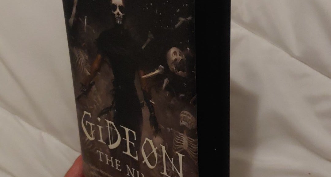 Gideon the Ninth (First edition) (Black sprayed edges) by Tamsyn Muir,  Hardcover | Pangobooks