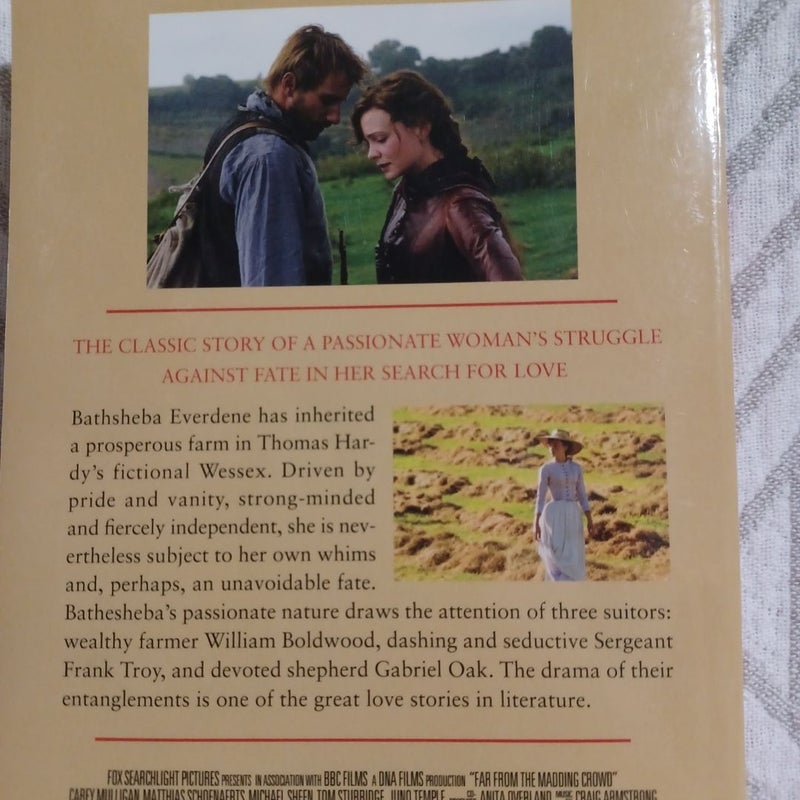 Far from the Madding Crowd (Movie Tie-In Edition)