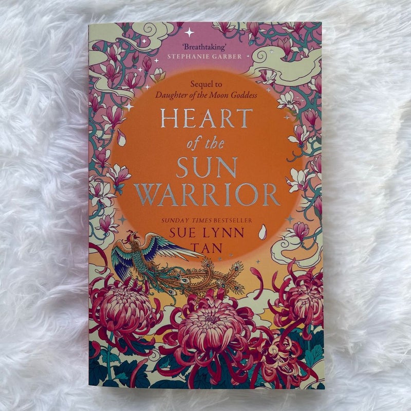 Daughter of the Moon Goddess and Heart of the Sun Warrior UK Paperback Set