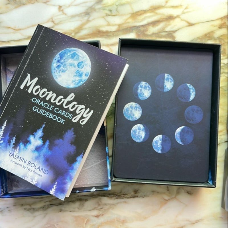 BUNDLE: Moonology & Manifestation Oracle Cards