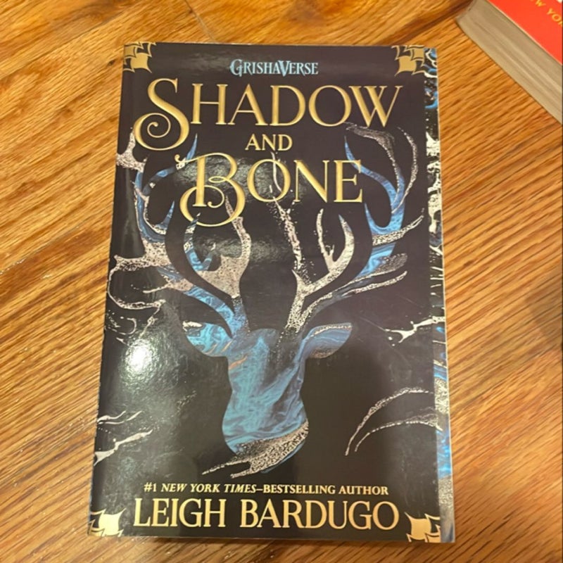 Shadow andBone  