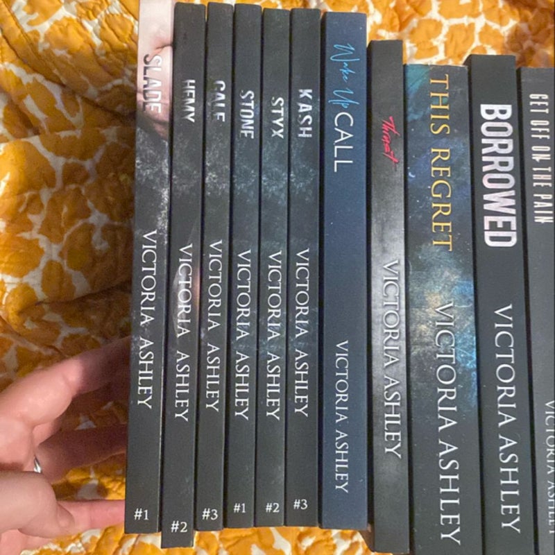 Victoria Ashley Bundle! 21 books