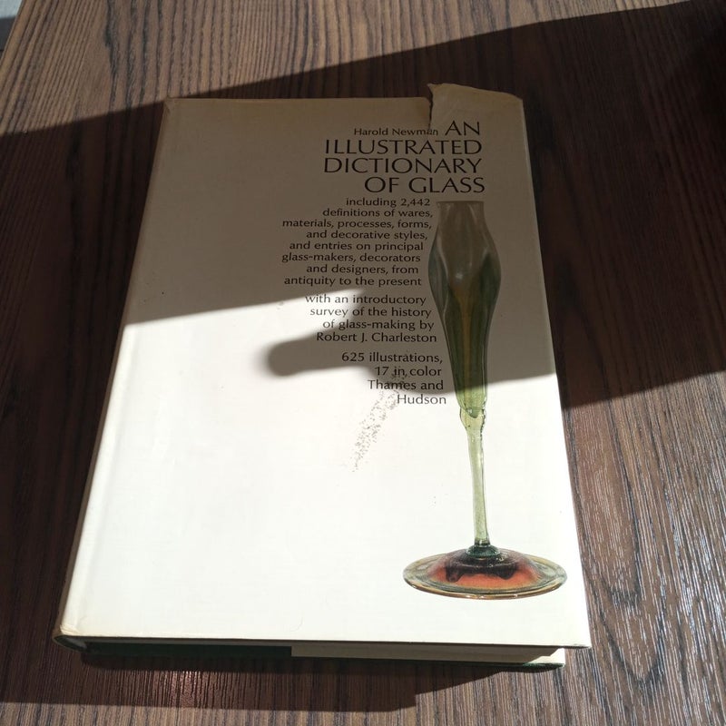 AN ILLUSTRATED DICTIONARY OF GLASS