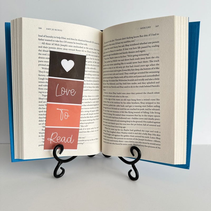 Bookmark “Love to Read”
