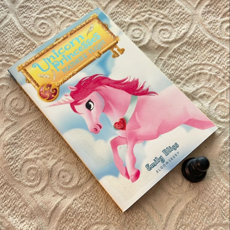 Unicorn Princesses 8: Feather's Flight