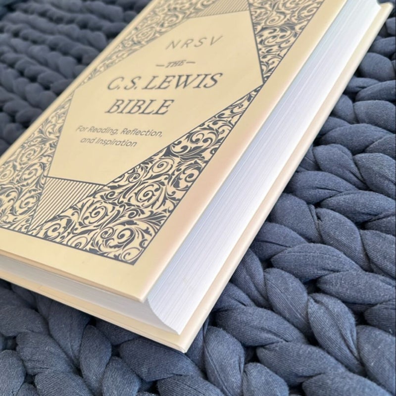 NRSV the C. S. Lewis Bible