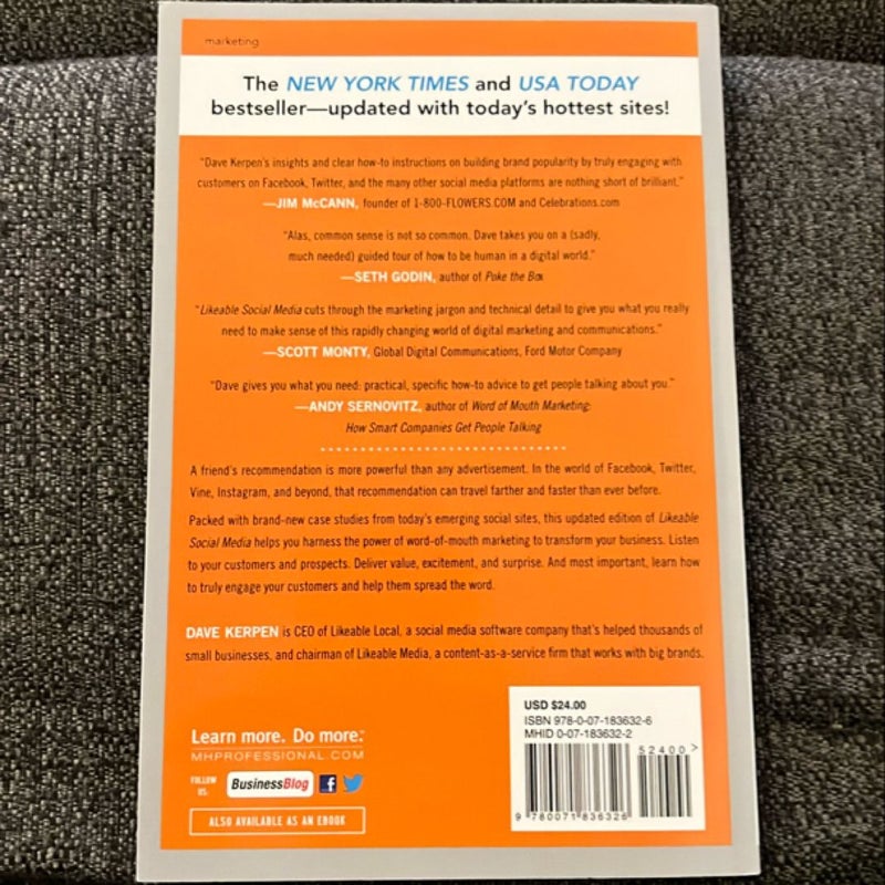 Likeable Social Media, Revised and Expanded: How to Delight Your Customers, Create an Irresistible Brand, and Be Amazing on Facebook, Twitter, LinkedIn, Instagram, Pinterest, and More