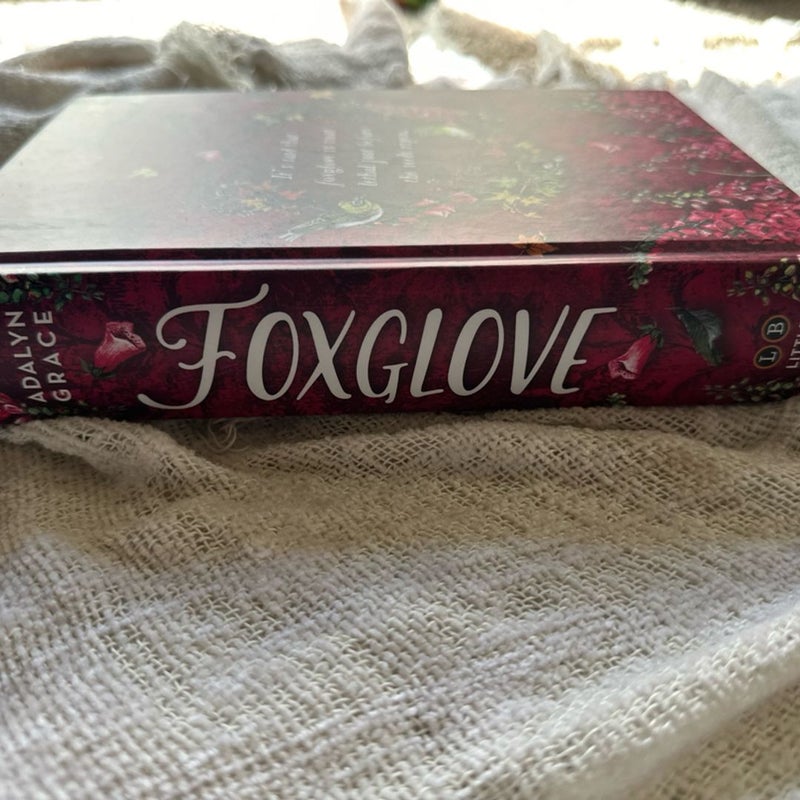Foxglove : BARNES &NOBEL EXCLUSIVE 