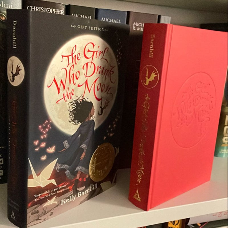 The Girl Who Drank the Moon (Winner of the 2017 Newbery Medal) - Gift Edition