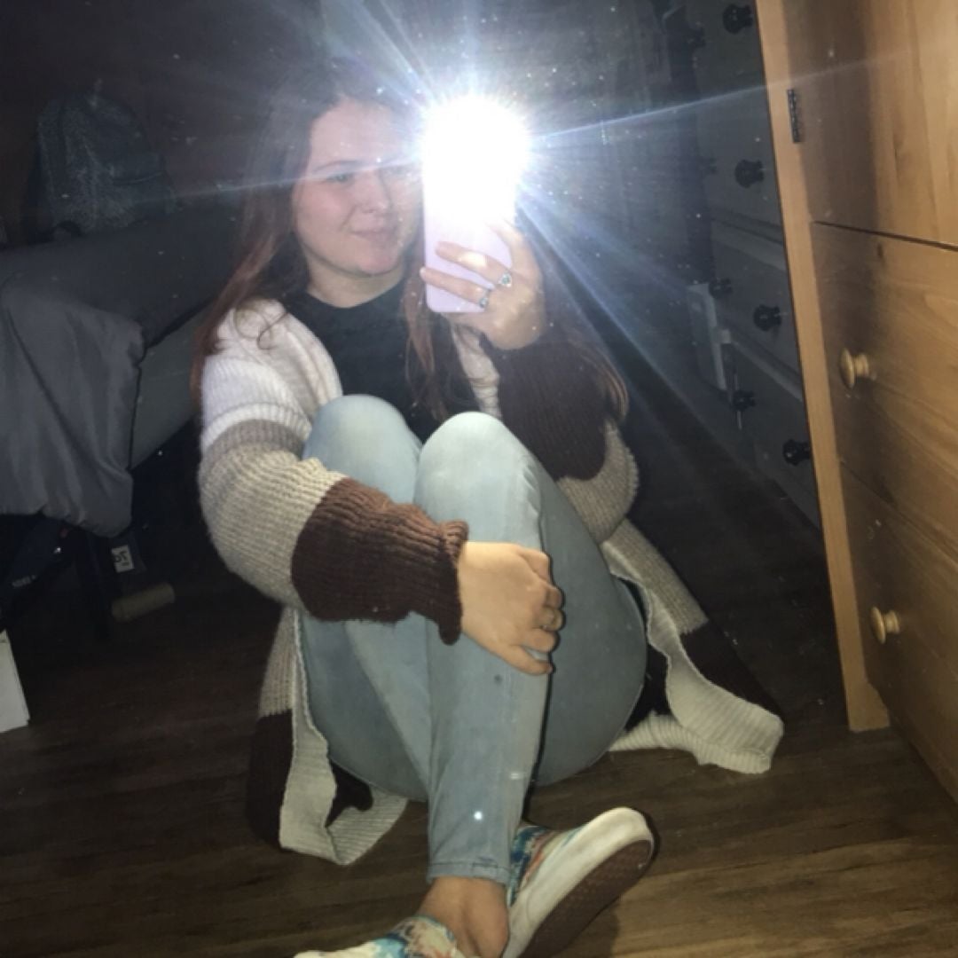 Kylee’s Bookshelves