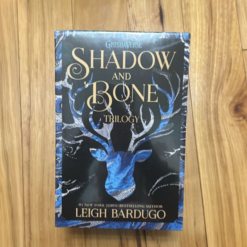 The Shadow and Bone Trilogy Boxed Set by Leigh Bardugo, Paperback ...