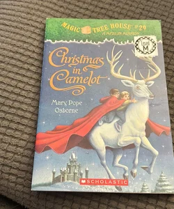 Magic Tree House #29: Christmas in Camelot