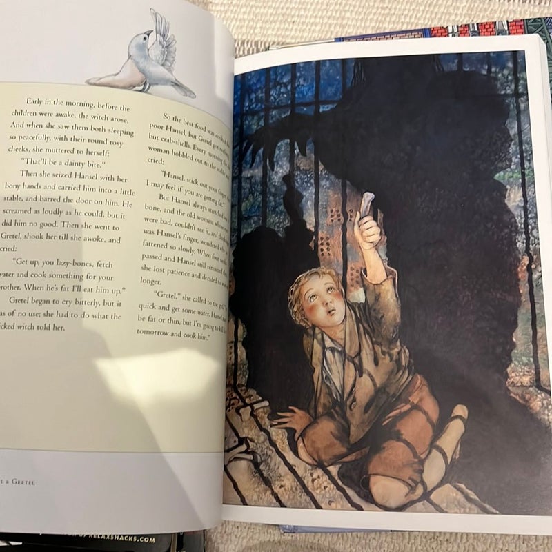 QPB Illustrated Treasury of Classic Fairy Tales