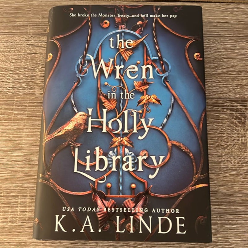 The Wren in the Holly Library (Deluxe Limited Edition)