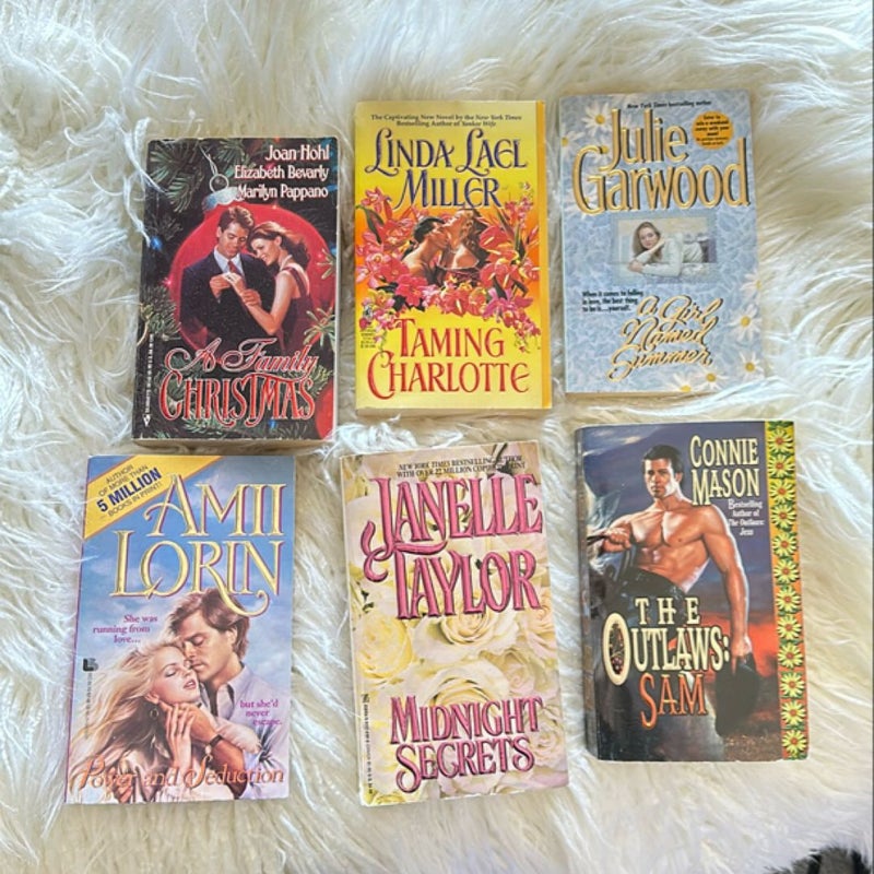 Lot of 6 Vintage romance novels 