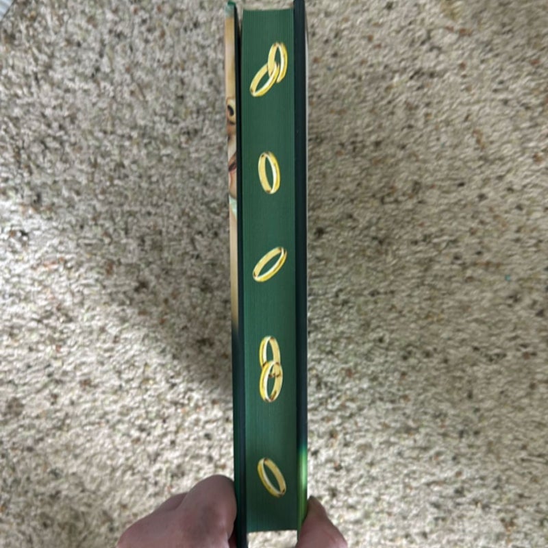 The Seven Husbands of Evelyn Hugo: Deluxe Edition Hardcover
