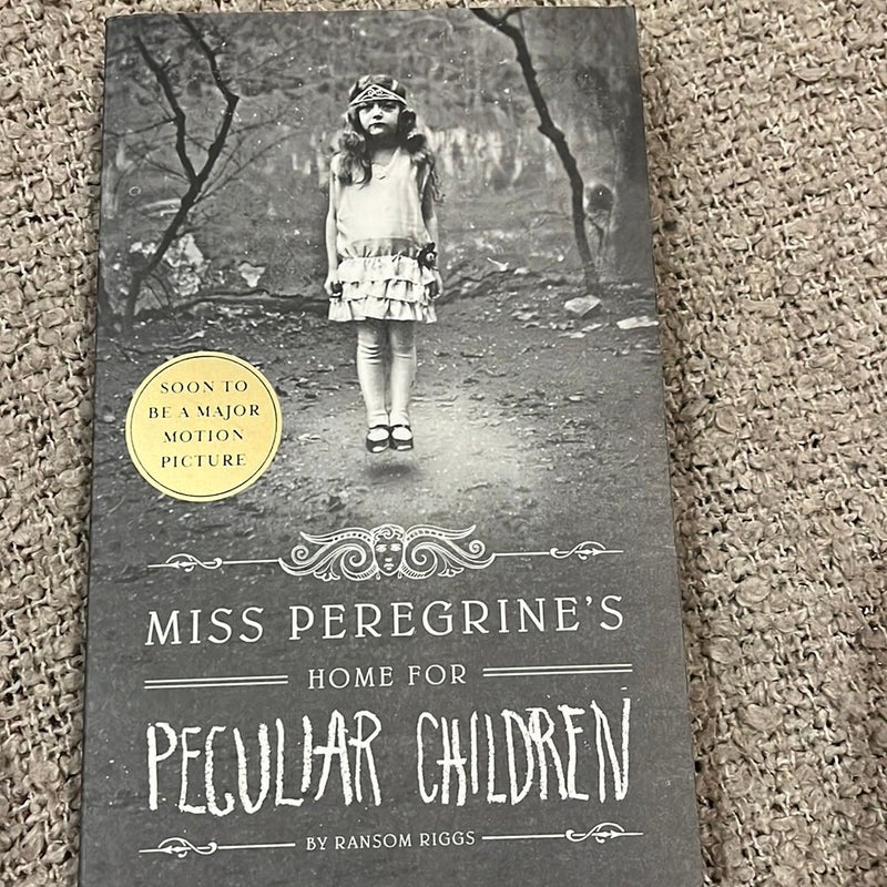 Miss Peregrine's Home for Peculiar Children *like new