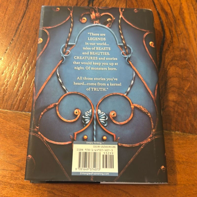 The Wren in the Holly Library (Deluxe Limited Edition)