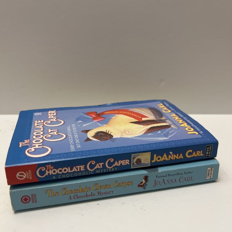 A Chocoholic Mystery (2 Book) Bundle Series: The Chocolate Cat Caper & The Chocolate Clown Corpse 