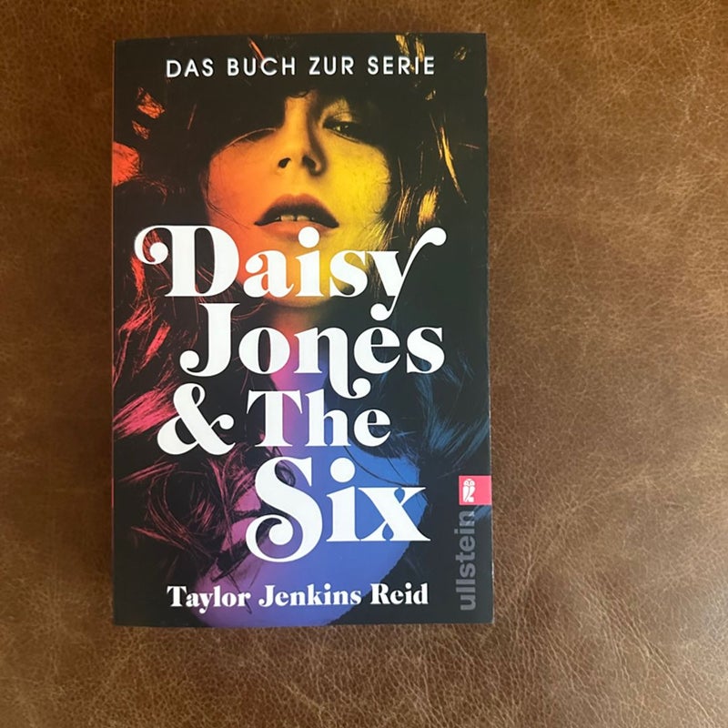 Daisy Jones and the six special edition taylor jenkins reid sprayed edges