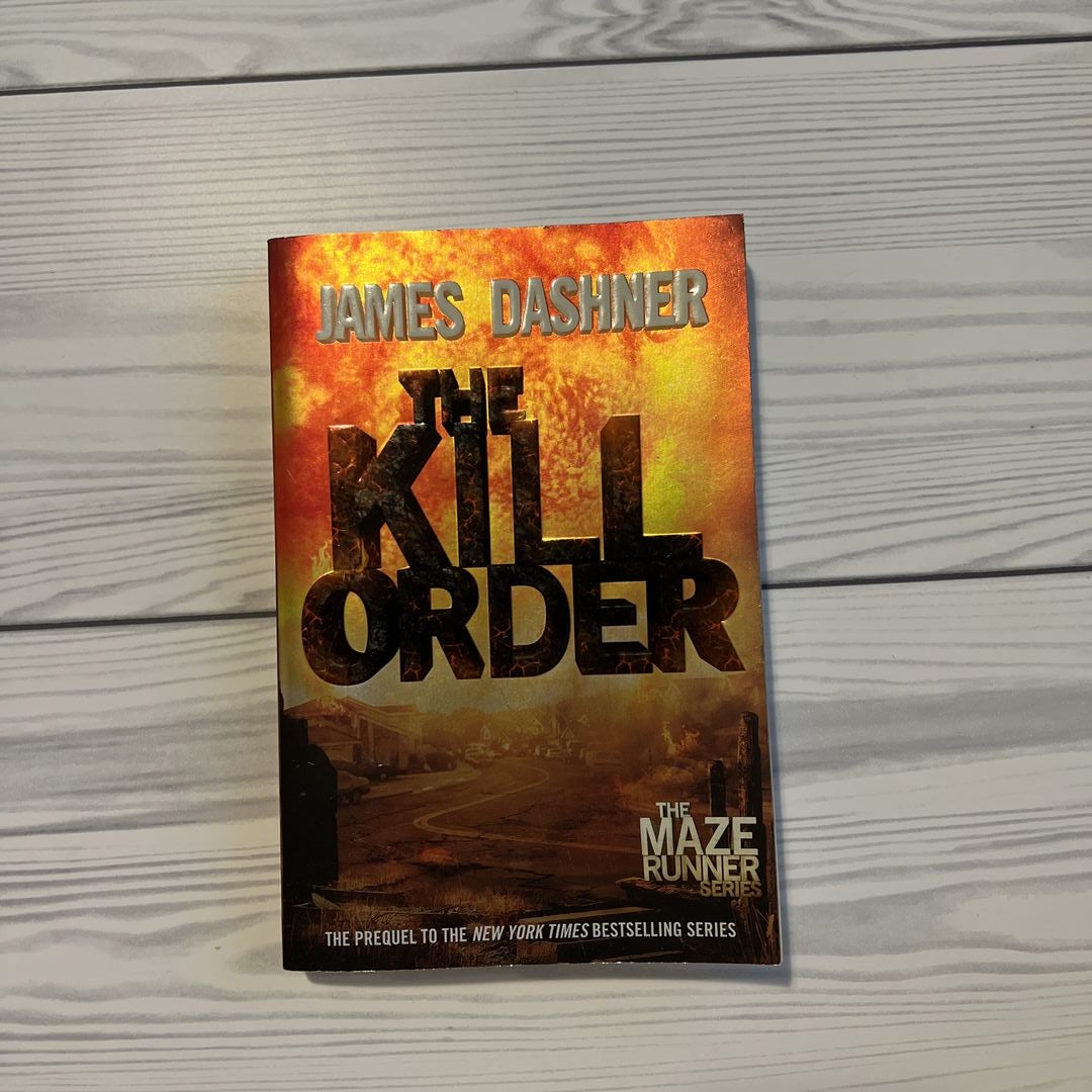 The Maze Runner Series Complete Collection Boxed Set (5-Book) by James  Dashner, Paperback