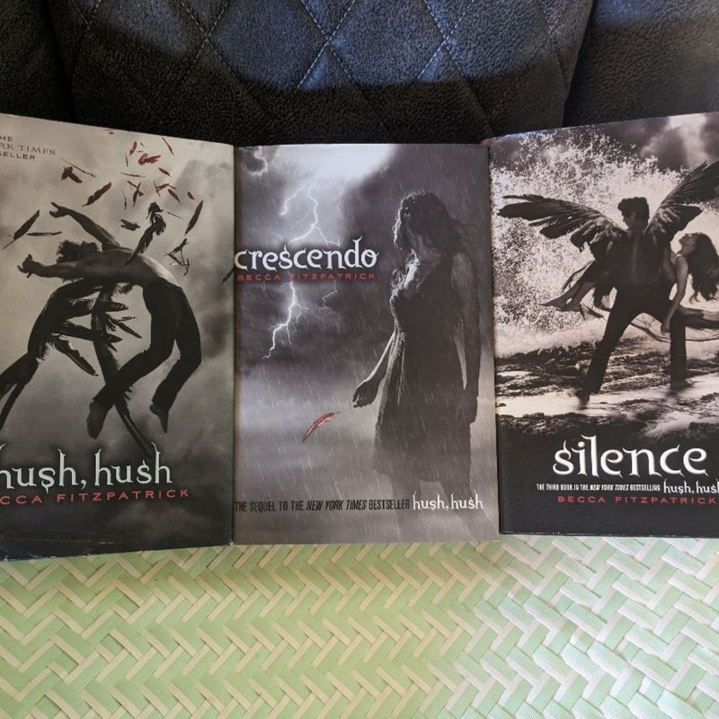 Hush Hush Saga bundle