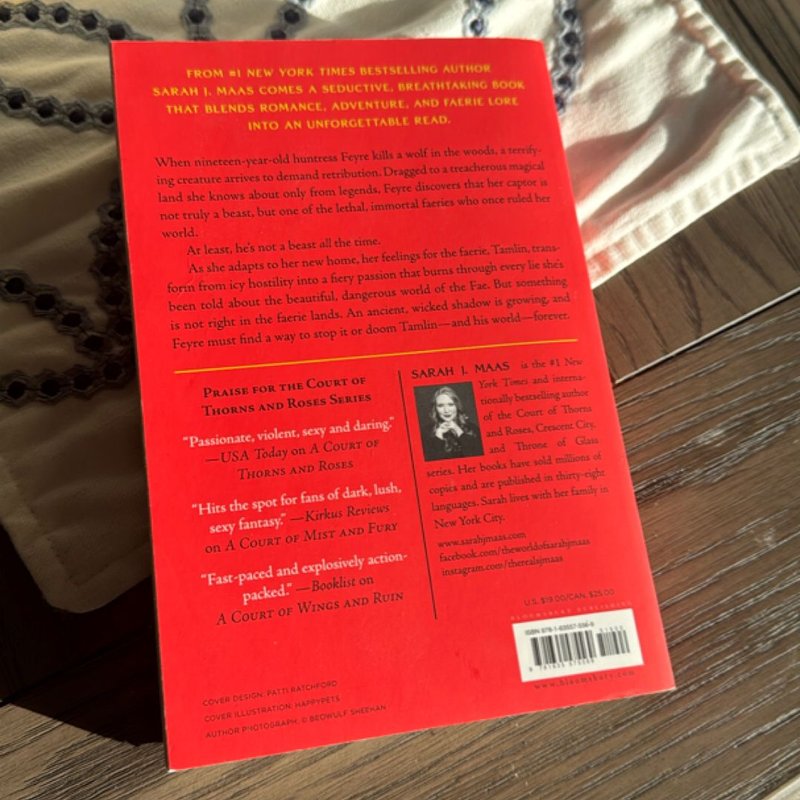 A Court of Thorns and Roses