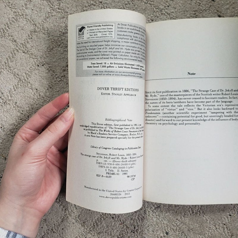 The Strange Case of Dr. Jekyll and Mr. Hyde (Dover Thrift Edition, 1991)