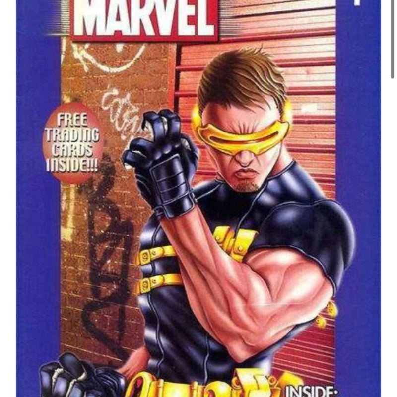 Ultimate Marvel Magazine #4 w/Sealed Cards 