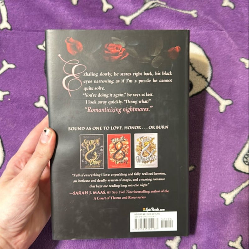The Scarlet Veil (Barnes & Noble Edition)