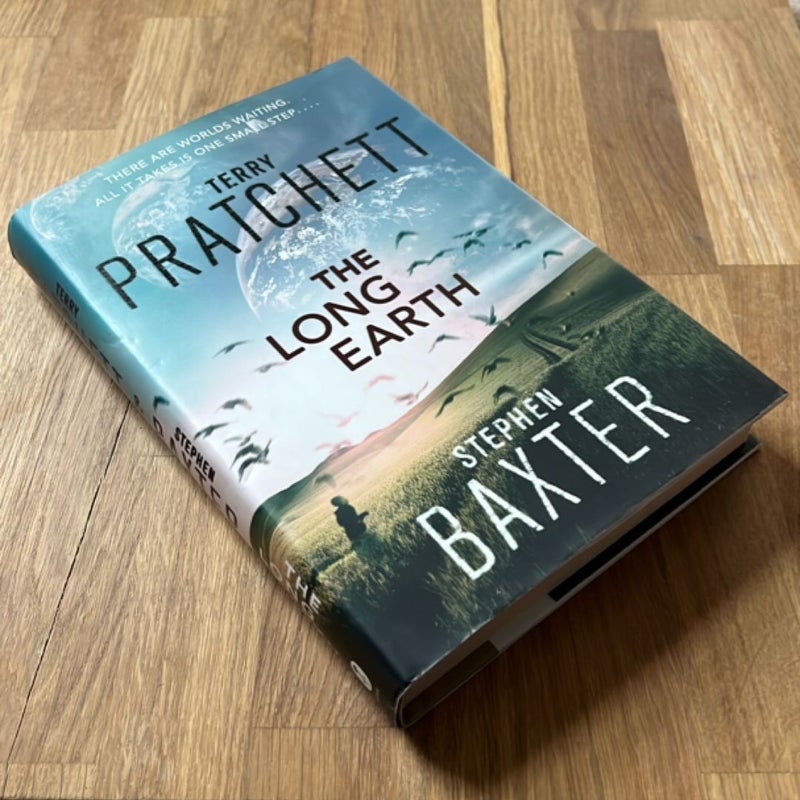 The Long Earth (FIRST EDITION)