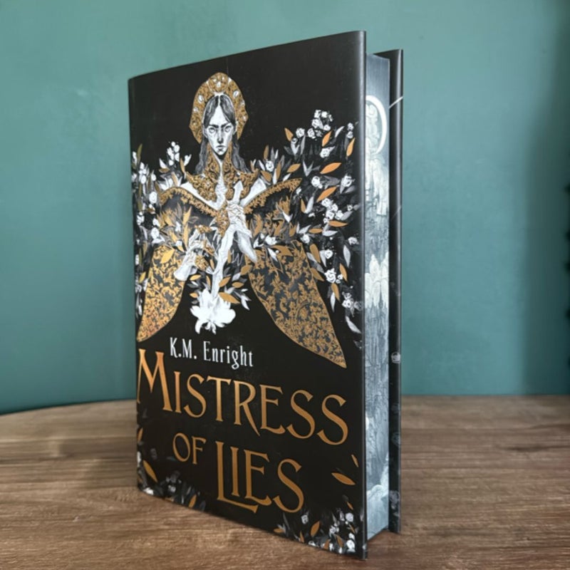 Mistress of Lies (Illumicrate Signed Exclusive Edition)
