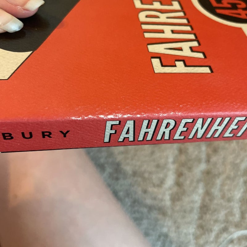 Fahrenheit 451