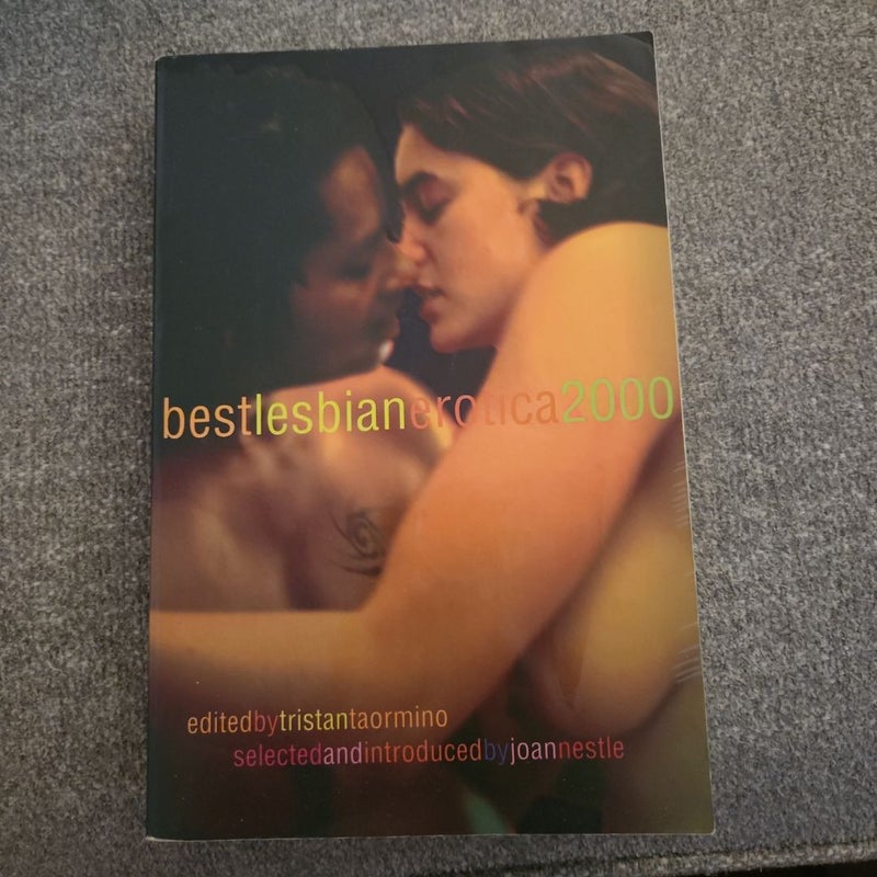 Best Lesbian Erotica 2000