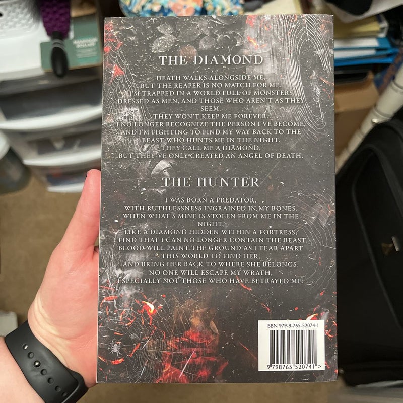 Hunting Adeline by H.D. Carlton, Paperback Pangobooks