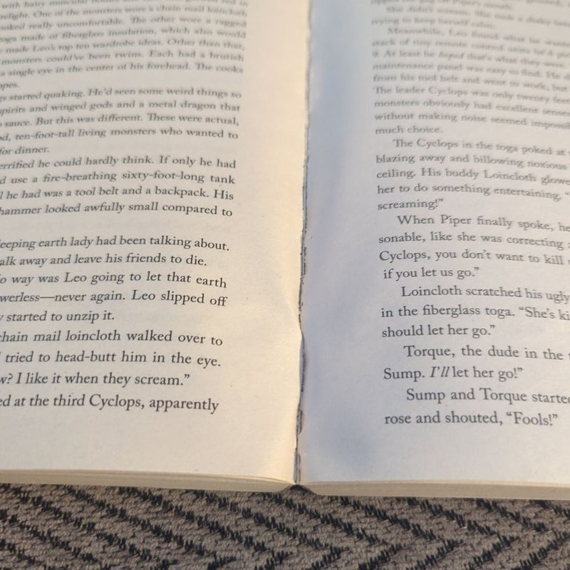 Heroes of Olympus, the, Book One the Lost Hero (Heroes of Olympus, the, Book One)
