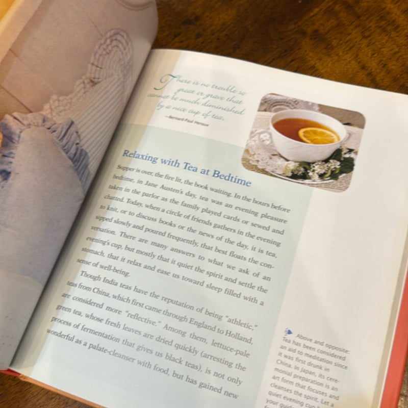 Victoria - The Essential Tea Companion